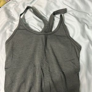 EUC army green ebb to street tank